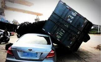 国产合资车被压视频,揭秘背后真相与市场影响