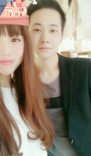 国产大陆情侣爱自拍视频,国产情侣自拍视频里的浪漫时光