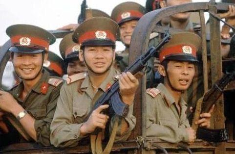 越南打仗视频推荐国产剧,越南战场启示录——国产剧中的英雄赞歌