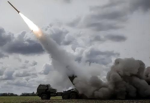 国产炮车发射导弹视频,国产军事力量再升级