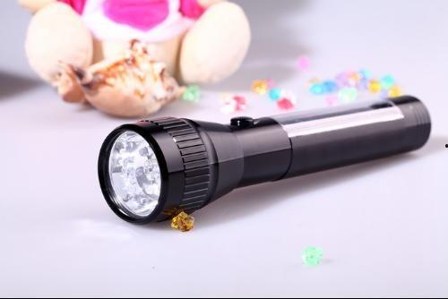 国产太阳能手电筒视频