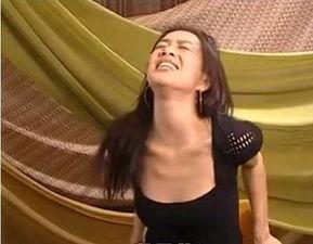 a国产女人高潮叫床视频,真实情感流露的瞬间