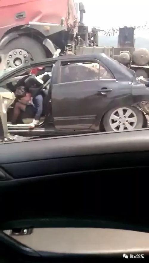 国产轿车跑高速视频